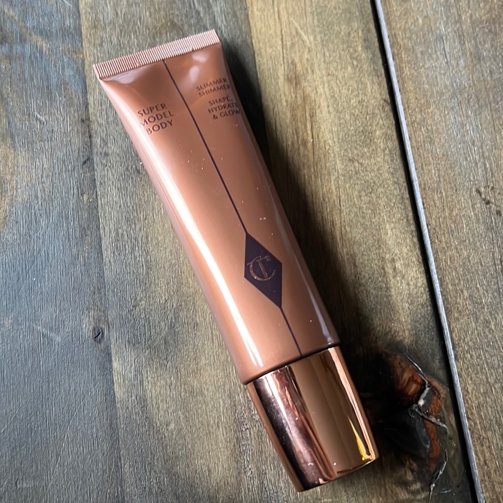 Charlotte Tilbury Super Model Body - Like New